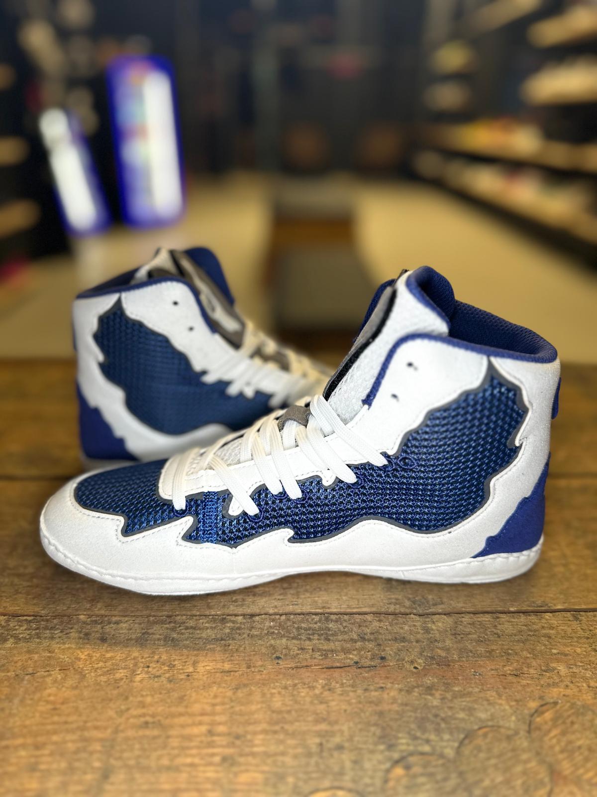 DSCMFRT Scavengers White and Navy