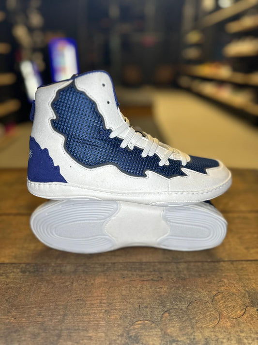 DSCMFRT Scavengers White and Navy